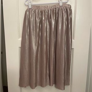 Ann Taylor Loft - Pleated Gold Shimmer Skirt - Size S